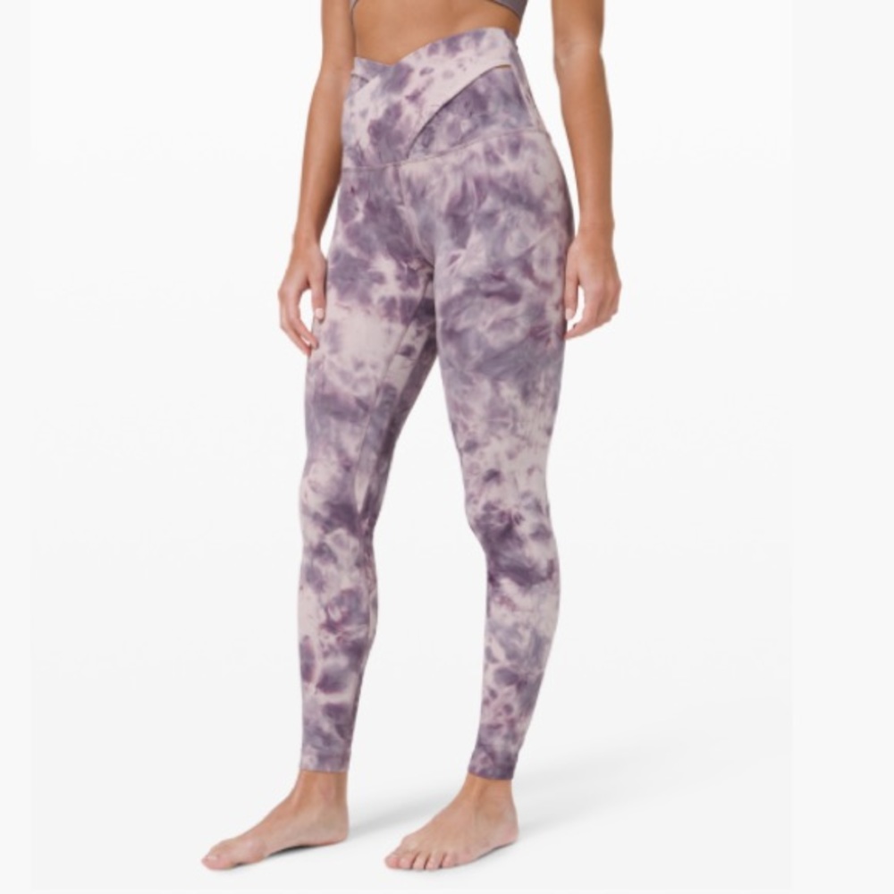 Barely worn Tie dye Lululemon leggings